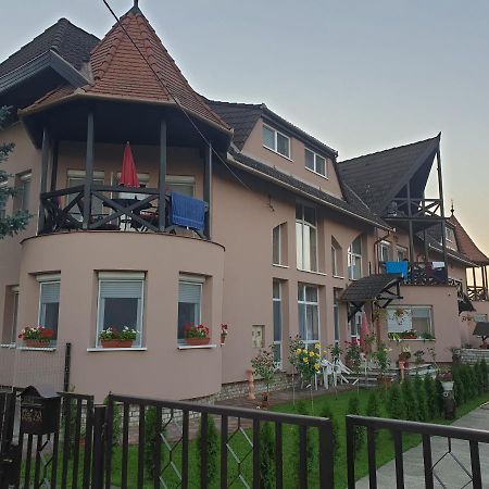 Hotel Anda Vendeghaz Harkan Exterior foto