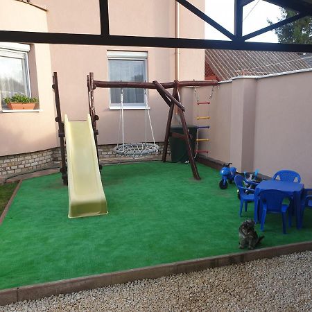 Hotel Anda Vendeghaz Harkan Exterior foto