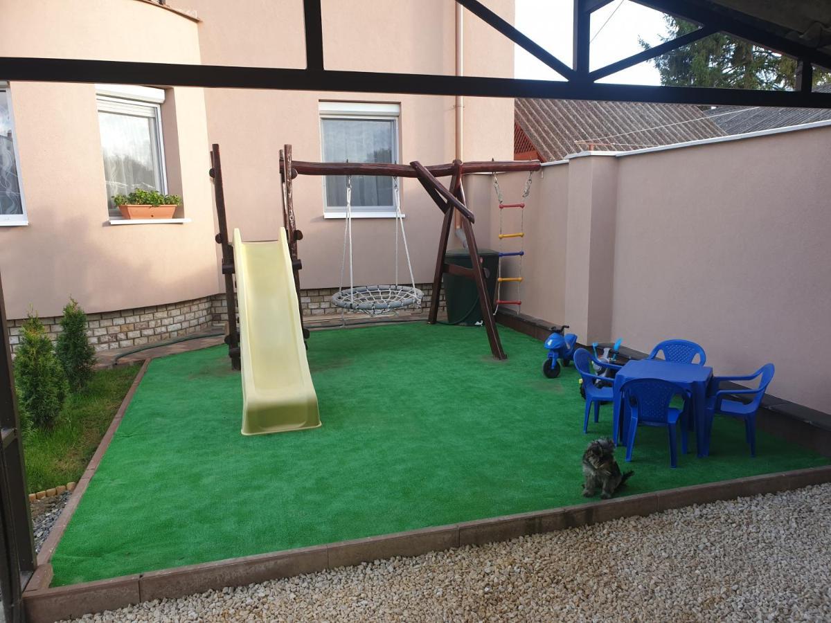 Hotel Anda Vendeghaz Harkan Exterior foto